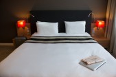 Hotelroom.jpg Hotelroom.jpg
