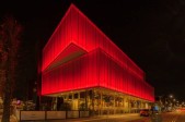 Markantgebouw rood.jpg Markantgebouw rood.jpg