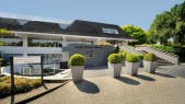Hotel 's-Hertogenbosch Vught.JPG Hotel 's-Hertogenbosch Vught.JPG
